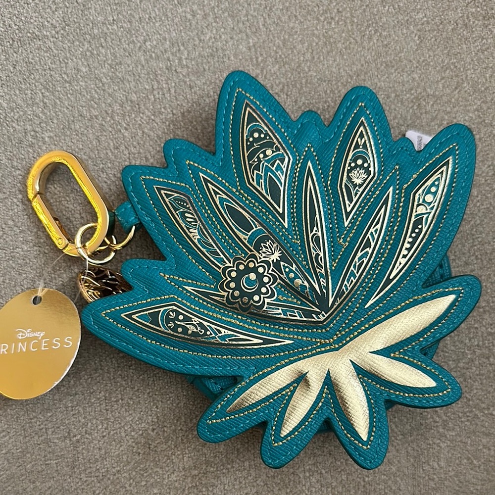 Disney Princess Teal Leaf-Shaped Pouch
